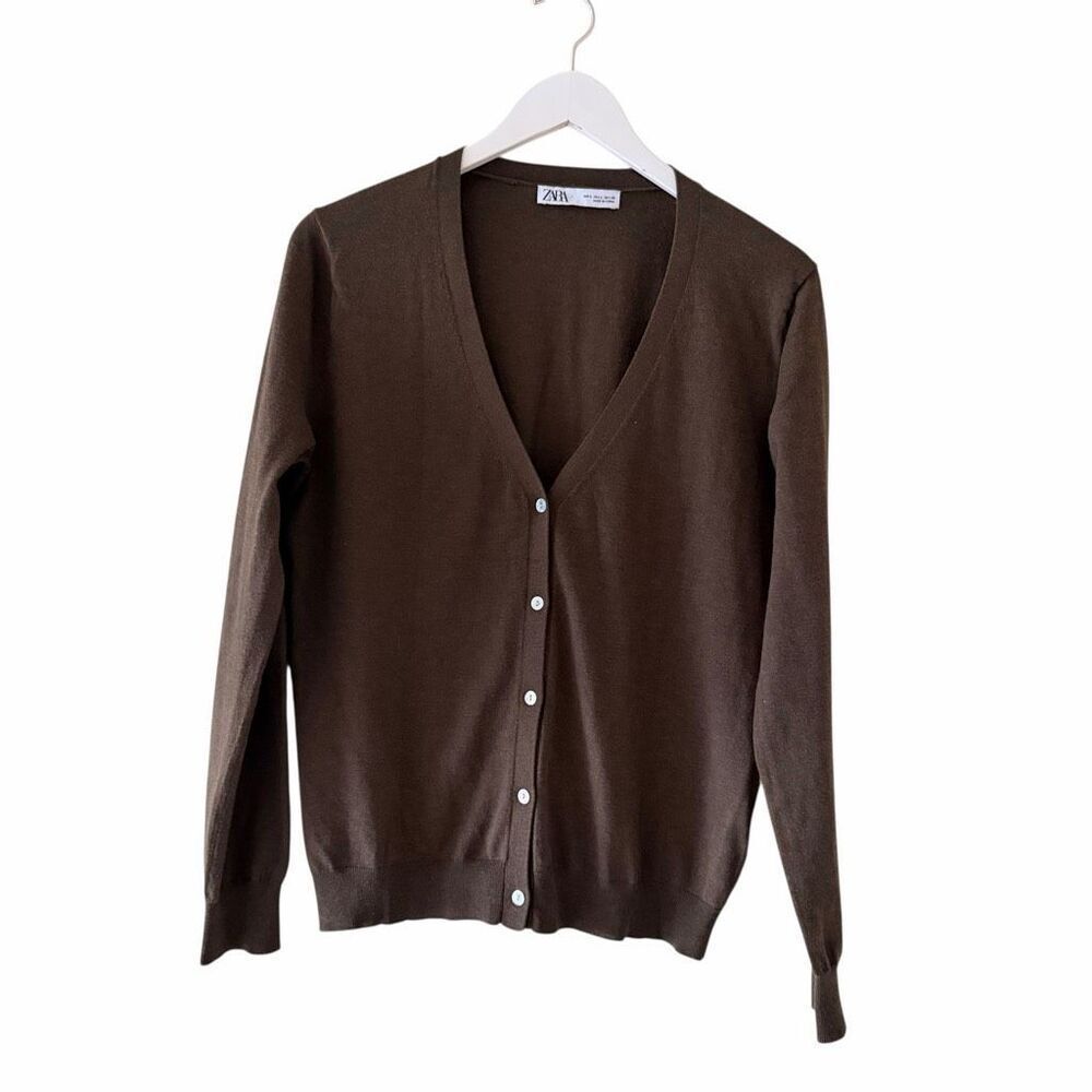 Zara V-Neck Olive Green Button Down Long Sleeves Lightweight Career Office Capsu